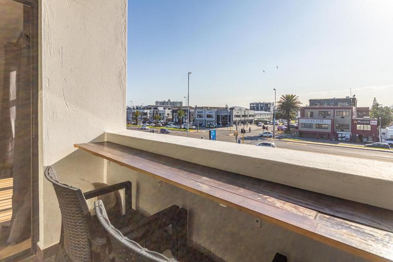 To Let 1 Bedroom Property for Rent in Waves Edge Western Cape